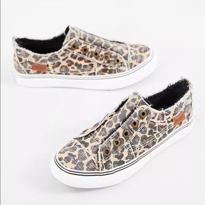 Blowfish Malibu Women's Play Cheetah Canvas Sneaker Size 9